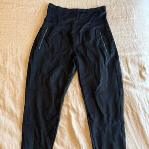 Gap Maternity - Maternity Skinny Black Pant - M